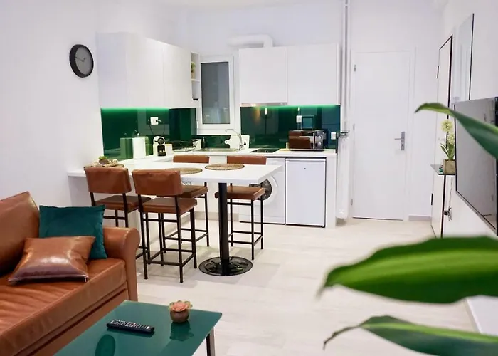 Industrial Style Studio In Athens